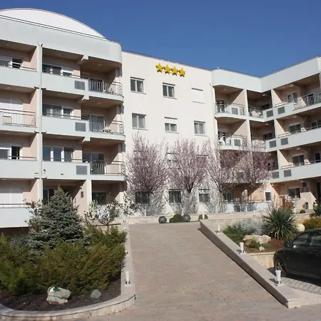 Apartment Lucija *